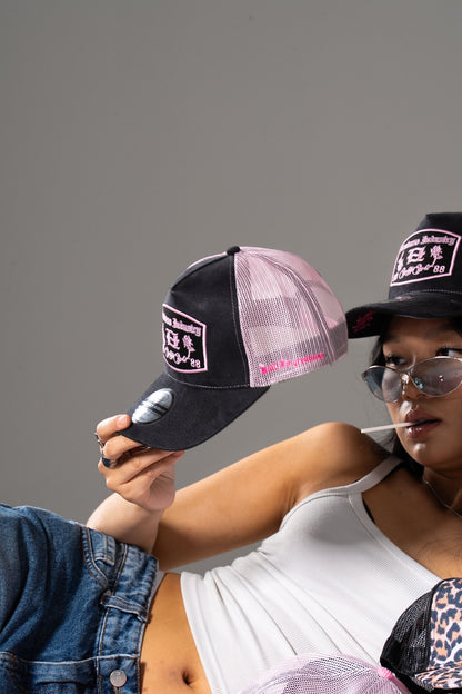 Black n roses gamuza trucker