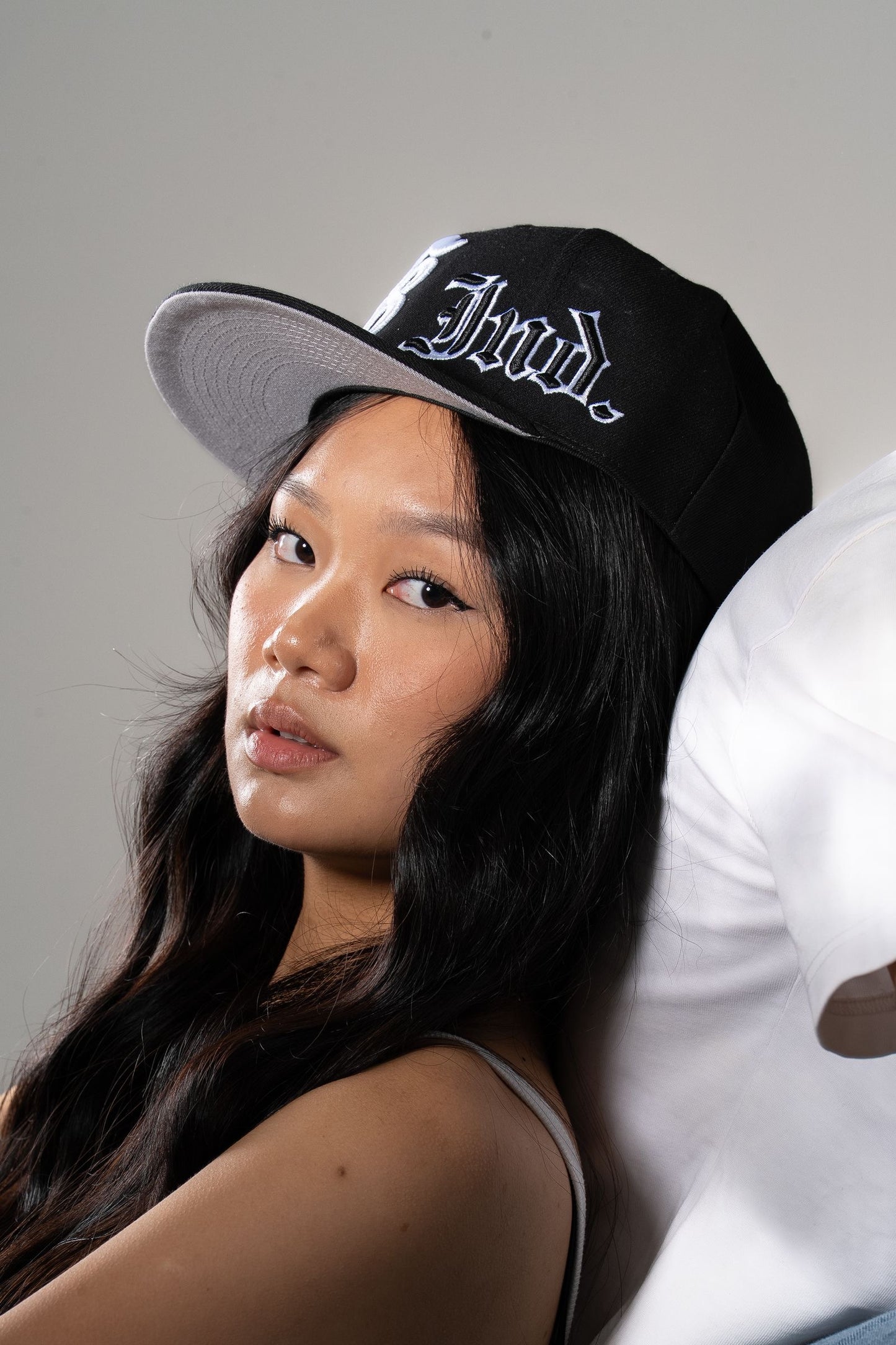 E8 black fitted